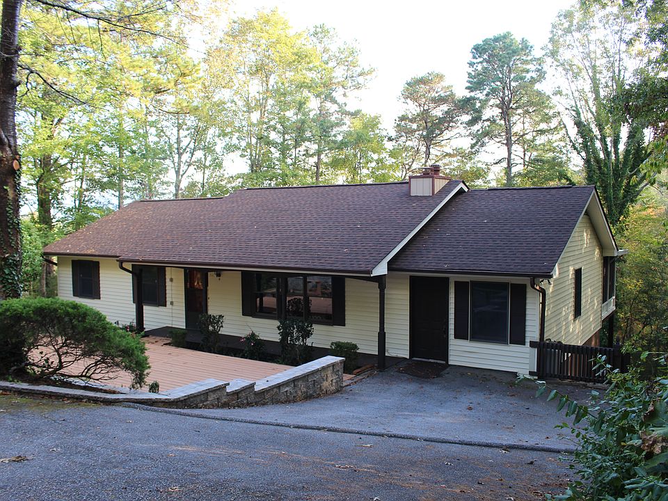 1st image of 50 E Park Dr