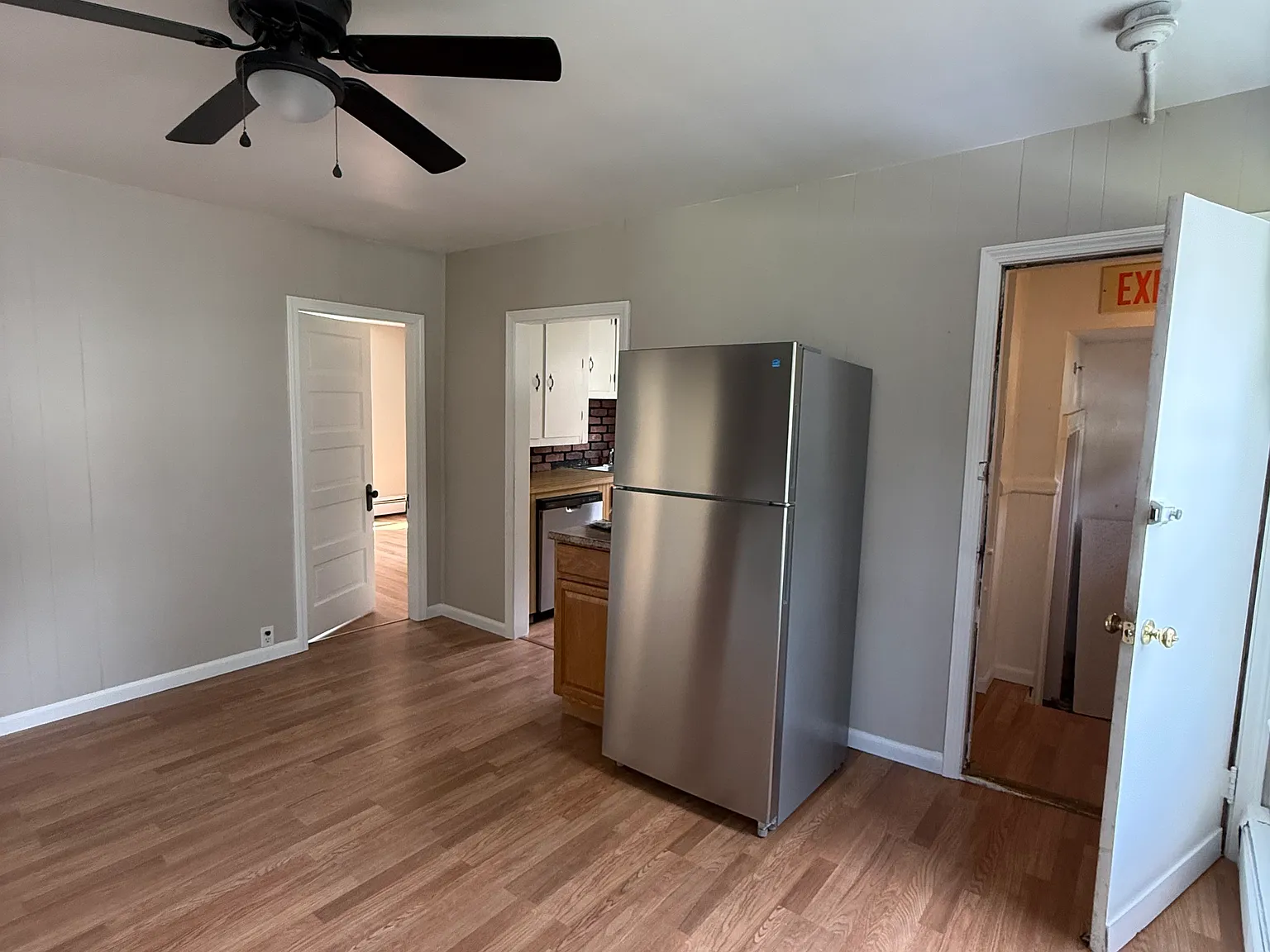 2 bed, $1,800 — Photo 2