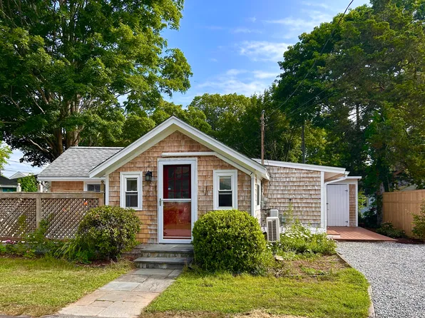 6 5th St #6, Madison, CT 06443