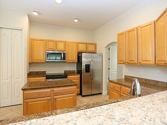 3rd image of 1256 Carpazi Ct APT 4