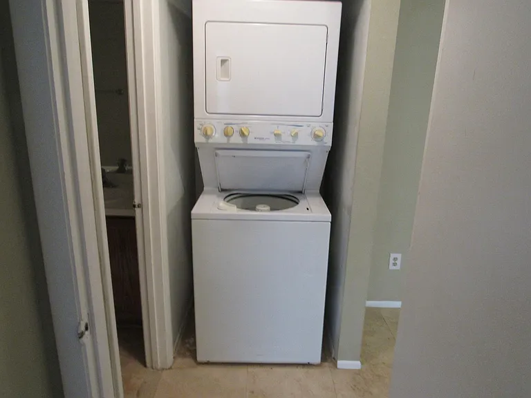 109 Reserve Cir #113 — Photo 19