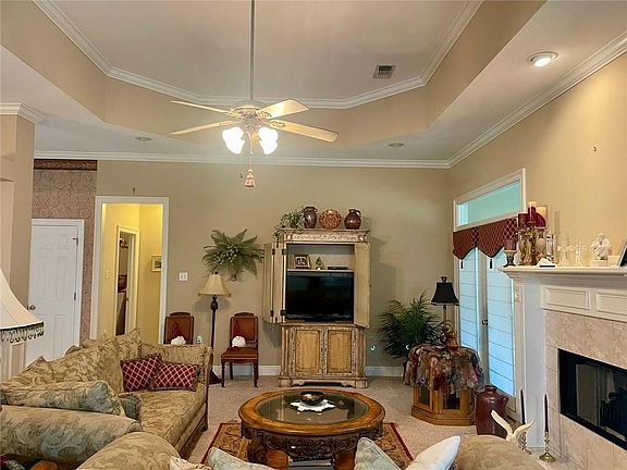 3rd image of 30539 Woodland Dr