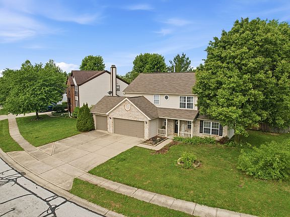 3rd image of 190 Springwood Dr