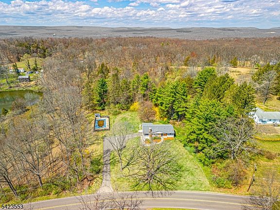 2nd image of 22 Anderson Hill Rd