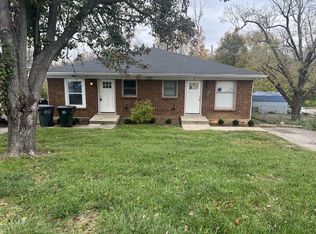 1969 Cambridge Dr, Lexington, KY 40504