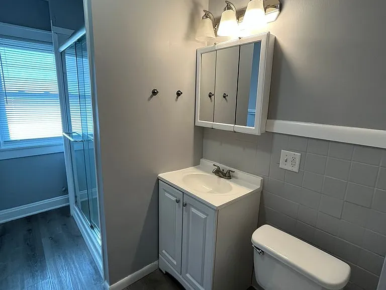 452-454 S Huron Ave — Photo 6