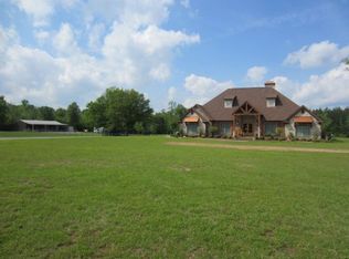 1020 Julius Davis Ln, Marshall, TX 75672