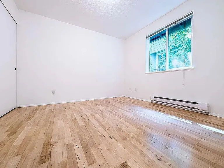 2419-2423 NW Quimby St — Photo 14