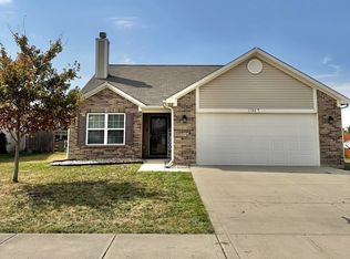 1300 Shadetree Ln, Sheridan, IN 46069