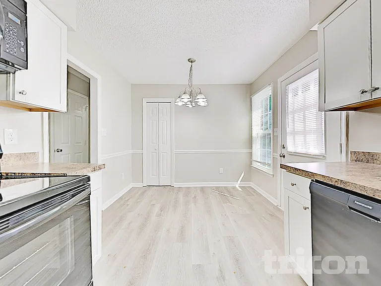 8806 Brass Bell Ct — Photo 5
