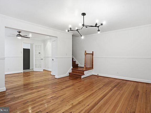 3rd image of 742 Congress St SE