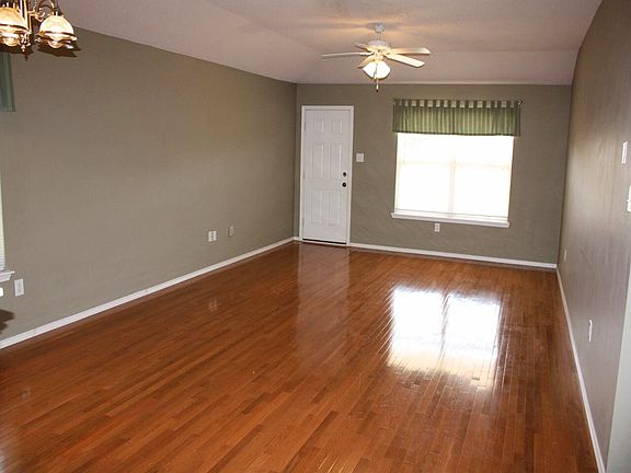 2nd image of 6535 87th St