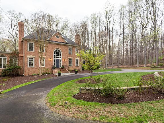 2nd image of 6528 Heather Brook Ct