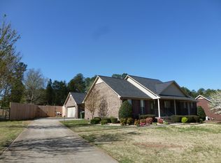 204 Arrowfeather Dr NE, Meridianville, AL 35759
