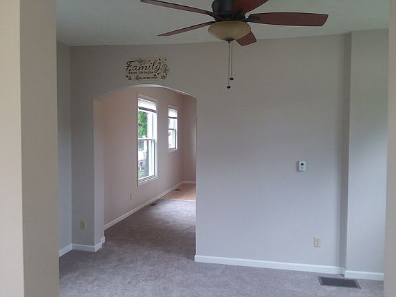 2nd image of 41 E Whitney Ave