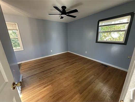1st image of 5482 Maplewood Ct