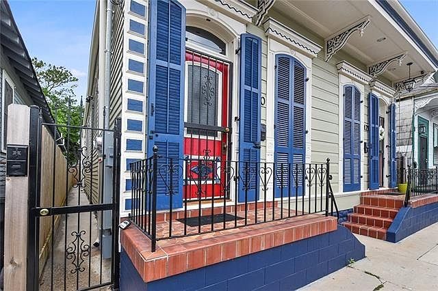 1st image of 1230 Frenchmen St
