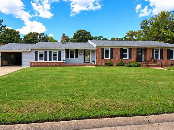 2nd image of 2708 Meadow Dr W