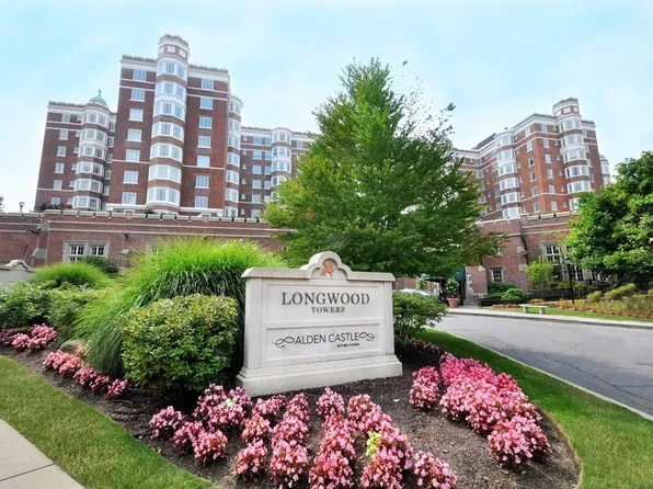 20 Chapel St APT C1005, Brookline, MA 02446