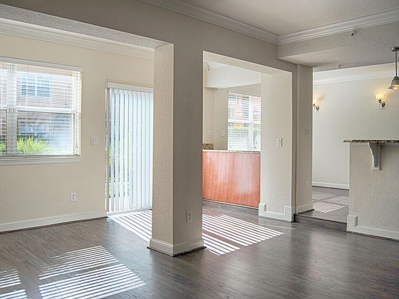 5th image of 104 Laguna Villas Blvd #F11