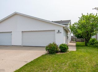 2058 52nd St S, Fargo, ND 58103