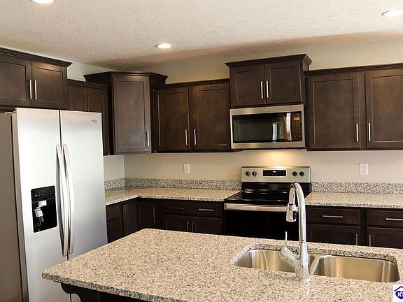 2nd image of 154 Tuscany Ln
