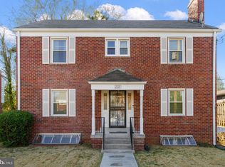 2211 32nd Pl SE, Washington, DC 20020