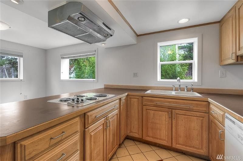 1st image of 4821 S 179th St #2