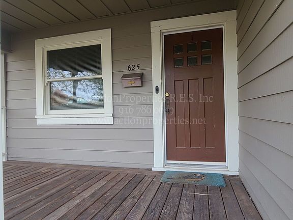 3rd image of 625 Oak St