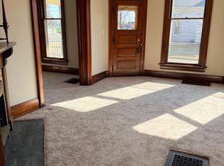 307 E State St #L, Batavia, IL 60510