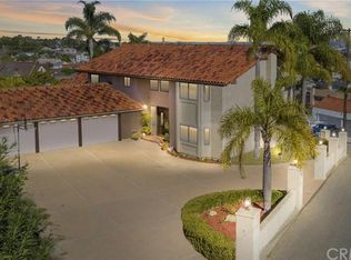 1525 W 10th St, San Pedro, CA 90732