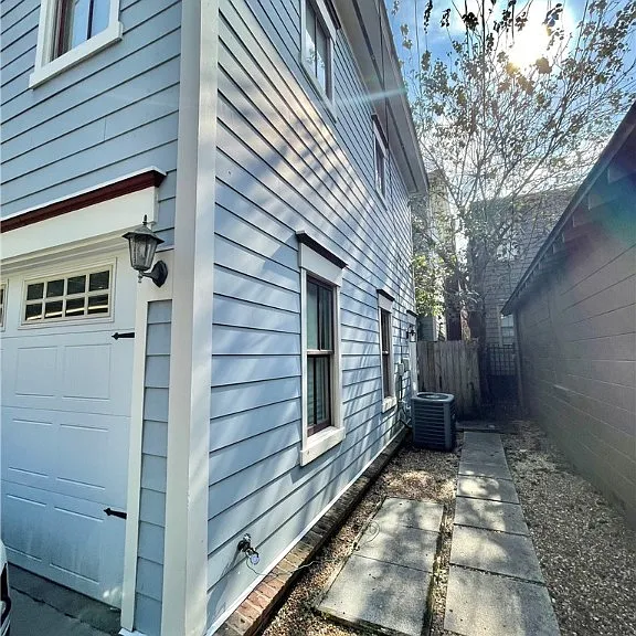 110 E Duffy St #CARRIAGE HOUSE — Photo 1