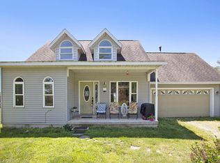 6857 Osborne Rd, Delton, MI 49046