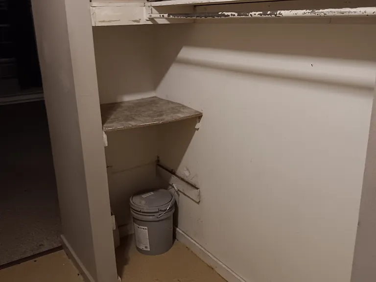 205 Foster St #13 — Photo 6