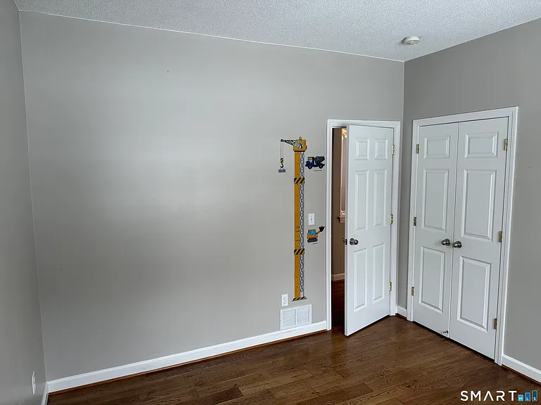 104 Valley View Rd — Photo 15