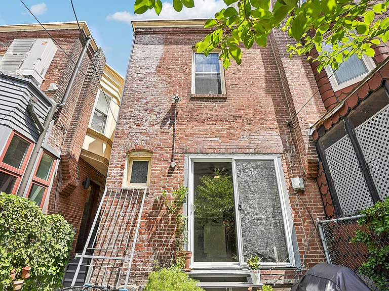 4646 Hazel Ave — Photo 43