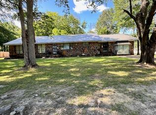 2003 Proper St, Corinth, MS 38834