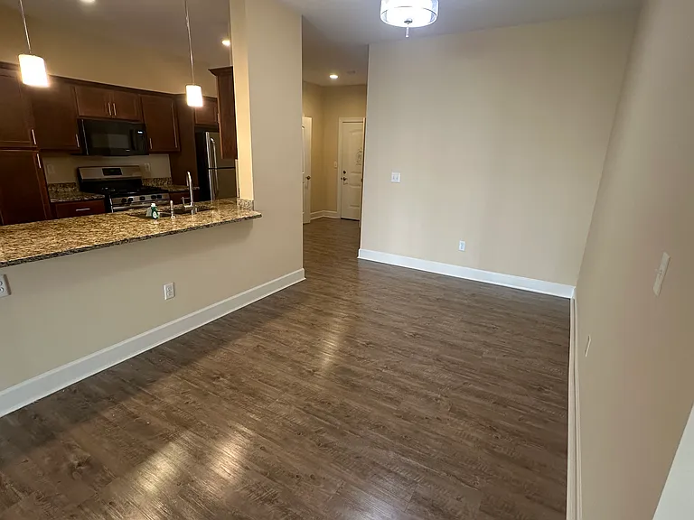 Dockside Village Apartments — Photo 88