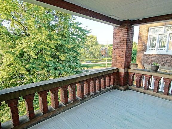 2nd image of 2685 Euclid Heights Blvd APT 6