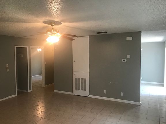 4th image of 4059 Gallery Sun Dr