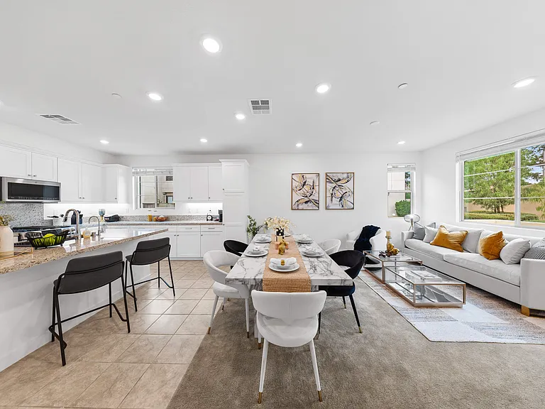 35 Bedford Ct — Photo 7