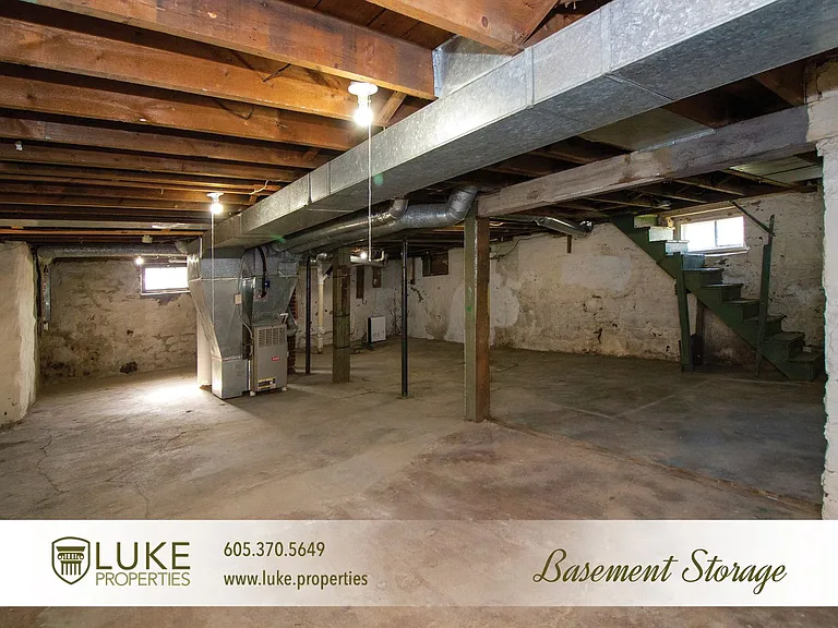 203 S Summit Ave — Photo 15