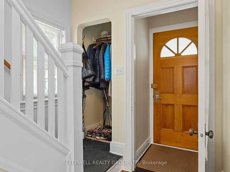 30 Belgrave Rd — Photo 2