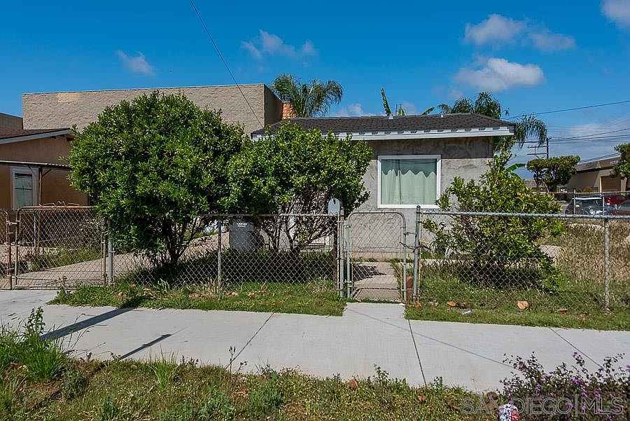 1st image of 1541 Coolidge Ave