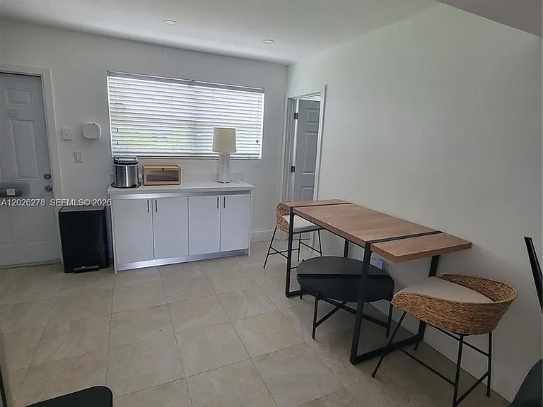 1052 SW 79th Ave — Photo 6