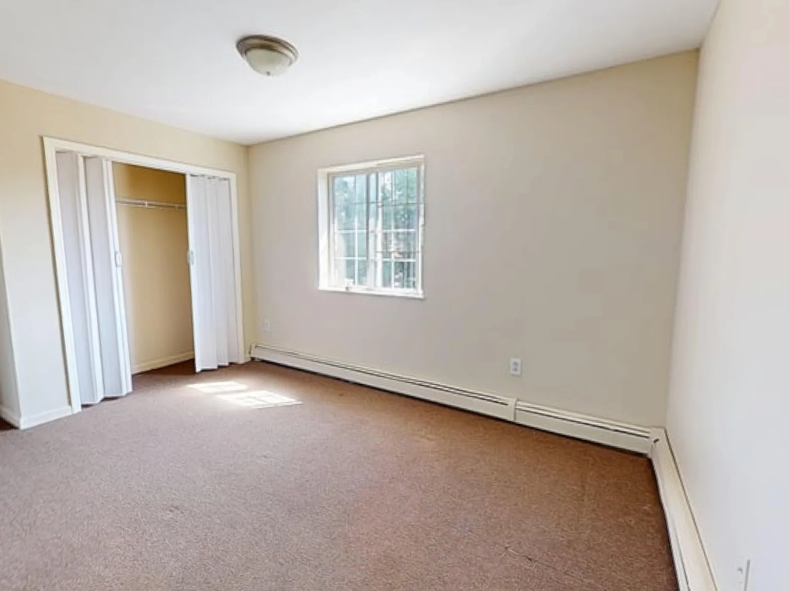 2948 Wickham Avenue — Photo 4