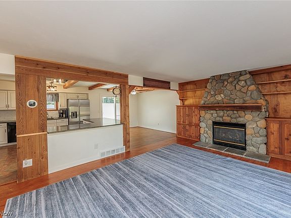 4th image of 3336 Lotus Ln