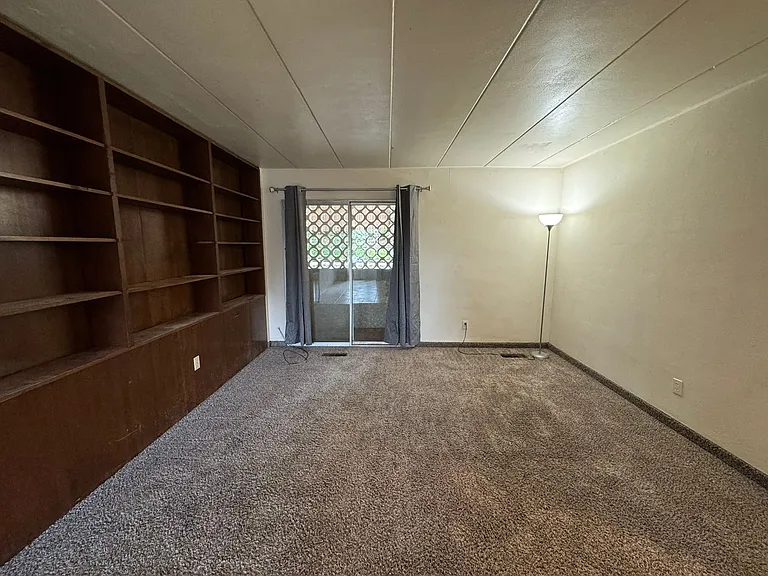 1406 Bass Ave — Photo 5