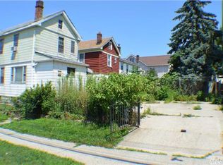 5745 134th St, Flushing, NY 11355