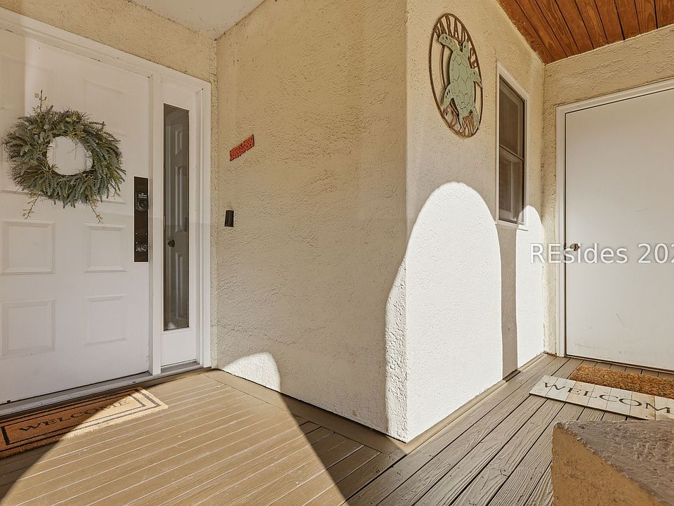 1st image of 200 Colonnade Dr #181